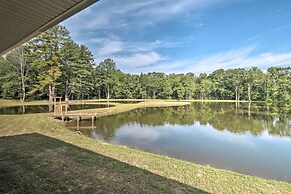 Saylorsburg Retreat: 16 Mi to Ski Resort