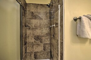 Walk to Ocean: Cozy Condo in North Myrtle Beach!