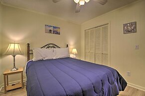 Walk to Ocean: Cozy Condo in North Myrtle Beach!