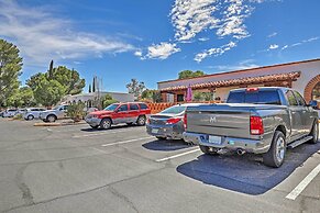 Modern Green Valley Condo - Near National Park!