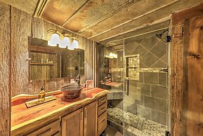 Getaway on Center Hill Lake w/ Decks & Water Views