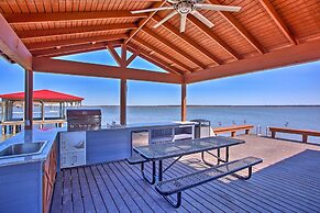 Lake Tawakoni Access: Home w/ Game Room!