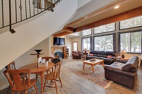 Expansive Group Lake House w/ Private Hot Tub!