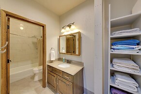 Expansive Group Lake House w/ Private Hot Tub!