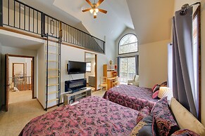 Expansive Group Lake House w/ Private Hot Tub!