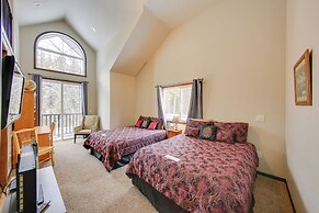 Expansive Group Lake House w/ Private Hot Tub!