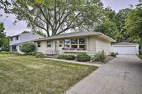 Charming Rochester Home - 2 Mi to Mayo Clinic!