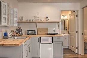 Claires Cottage ~ 4 Mi to Downtown Greenville!