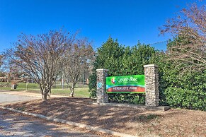 Claires Cottage ~ 4 Mi to Downtown Greenville!