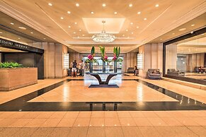 Waterfront High-rise Condo - Miami Beach 5 Mi