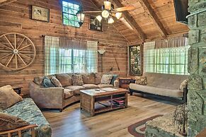 Picturesque Log Cabin < 1 Mile to Table Rock Lake!