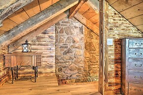 Picturesque Log Cabin < 1 Mile to Table Rock Lake!