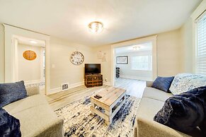 Meadville Apartment w/ Deck < 2 Mi to Allegheny!