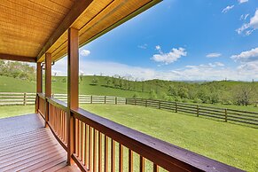 Fish, Hike, Hunt: Secluded Cabin in Doe Hill!