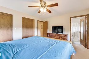 Fish, Hike, Hunt: Secluded Cabin in Doe Hill!