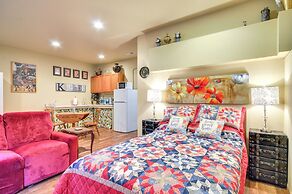 Inviting Studio w/ Patio, 15 Mi to Portland!