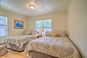 Utopia Family Home, 2 Blocks to Utopia Park!