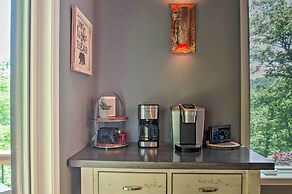 Grand Chalet w/ Hot Tub - Near Wintergreen Resort