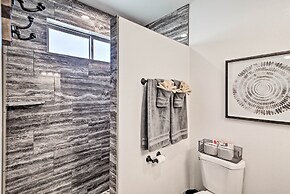 Luxe Home w/ OHV Access, 5 Mi to Lake Mohave!