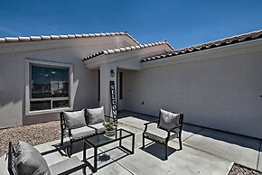 Luxe Home w/ OHV Access, 5 Mi to Lake Mohave!