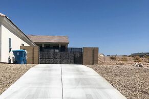 Luxe Home w/ OHV Access, 5 Mi to Lake Mohave!