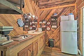 Creekside' Cabin w/ Deck in Pisgah Forest!