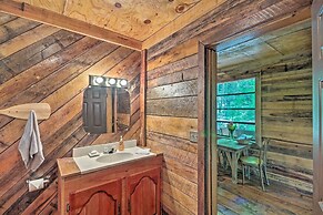 Creekside' Cabin w/ Deck in Pisgah Forest!