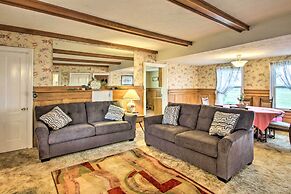 Classic Cape-style Farmhouse on 550-acre Vineyard!