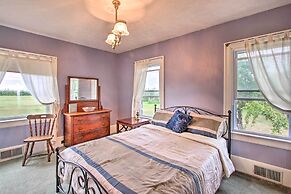 Classic Cape-style Farmhouse on 550-acre Vineyard!