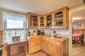 Classic Cape-style Farmhouse on 550-acre Vineyard!