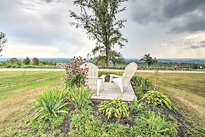 Classic Cape-style Farmhouse on 550-acre Vineyard!