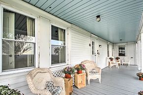 Classic Cape-style Farmhouse on 550-acre Vineyard!