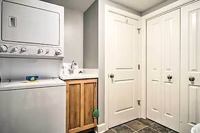 Grand Haven Condo: Walk to Lake + Pool Access!