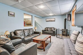 Swim, Hike & Unwind: Resort Cabin in Lake Ariel!