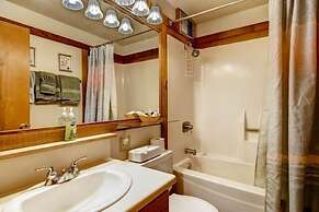 Ski-in/ski-out Northstar Condo Near Lake Tahoe!