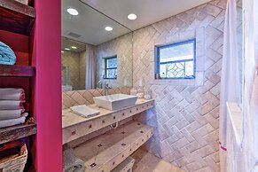 'the Bougainvilla' w/ Boat Slip on Lake Istokpoga!