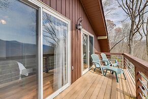 Maggie Valley Gem w/ Blue Ridge Mtn View + Hot Tub