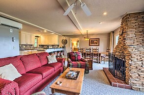 Maggie Valley Gem w/ Blue Ridge Mtn View + Hot Tub