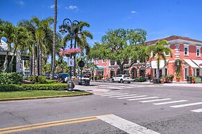Coastal Downtown Naples Condo - Walk to the Beach!