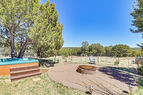Private Hot Tub: Vernon Cabin on 30 Forested Acres