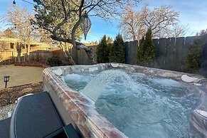 Hot Tub, Fire Pit: Midtown Reno Oasis!