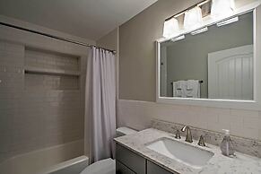 Phoenix Home w/ Pool & Camelback Mtn Views!