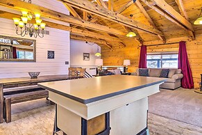 Mccall Retreat w/ Hot Tub - 1/2 Mi to Downtown!