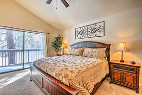 Steps to Golf Course: Condo w/ Grill in Pinetop!