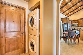 Steps to Golf Course: Condo w/ Grill in Pinetop!