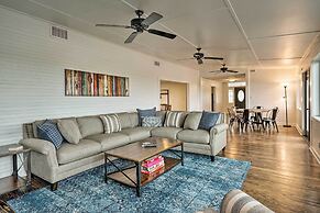 Pickleball Court & Pool: Schulenburg Farmhouse