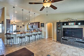 Pool, Hot Tub & Mtn Views: Lake Havasu City Home!