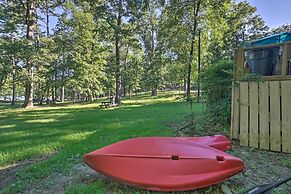 Lake O the Pines Retreat w/ Water Access!