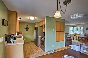 Rapid City Home - Walk to Canyon Lake Park