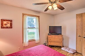 Rapid City Home - Walk to Canyon Lake Park